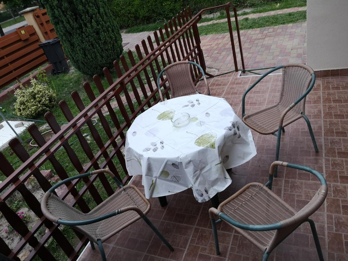 Bodnar Apartman Шіофок Екстер'єр фото